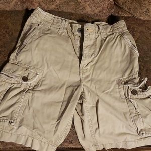 Men's American Eagle cargo shorts